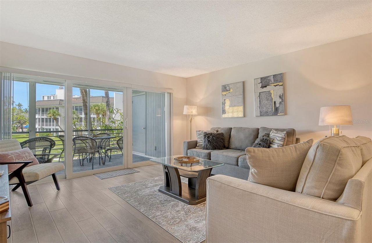 4380 Exeter Drive, Unit 204, Longboat Key, FL 34228 Photo