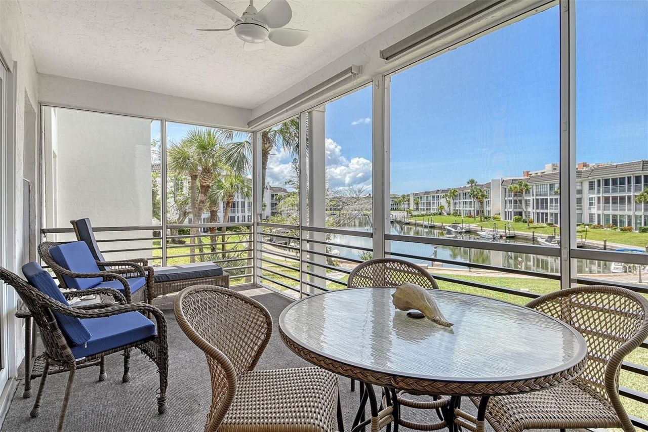 4380 Exeter Drive, Unit 204, Longboat Key, FL 34228 Photo