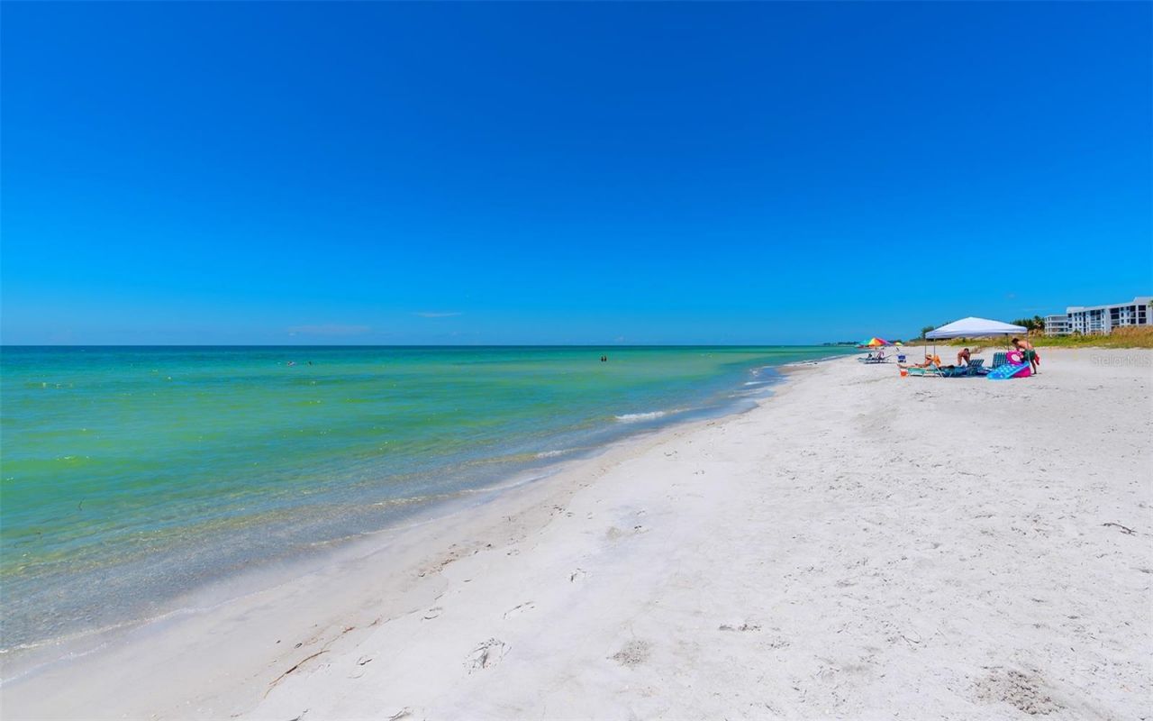 4380 Exeter Drive, Unit 204, Longboat Key, FL 34228 Photo