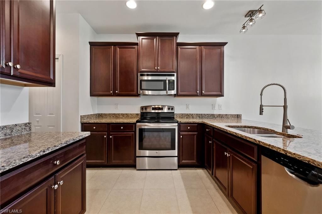 10805 Alvara Way, Bonita Springs, FL 34135 Photo