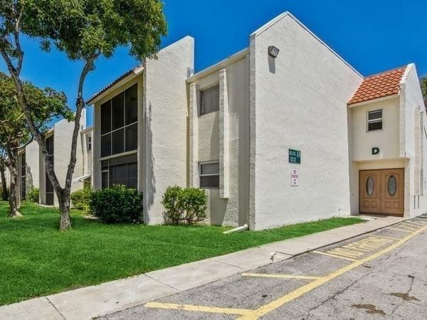 1428 SE 4th Avenue, Unit D-130, Deerfield Beach, FL 33441