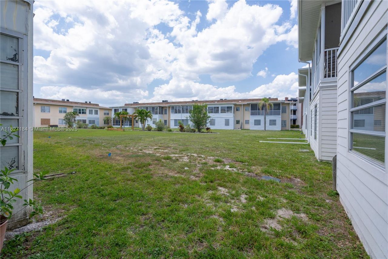 3126 Harbor Blvd, Unit 1A, Port Charlotte, FL 33952 Photo