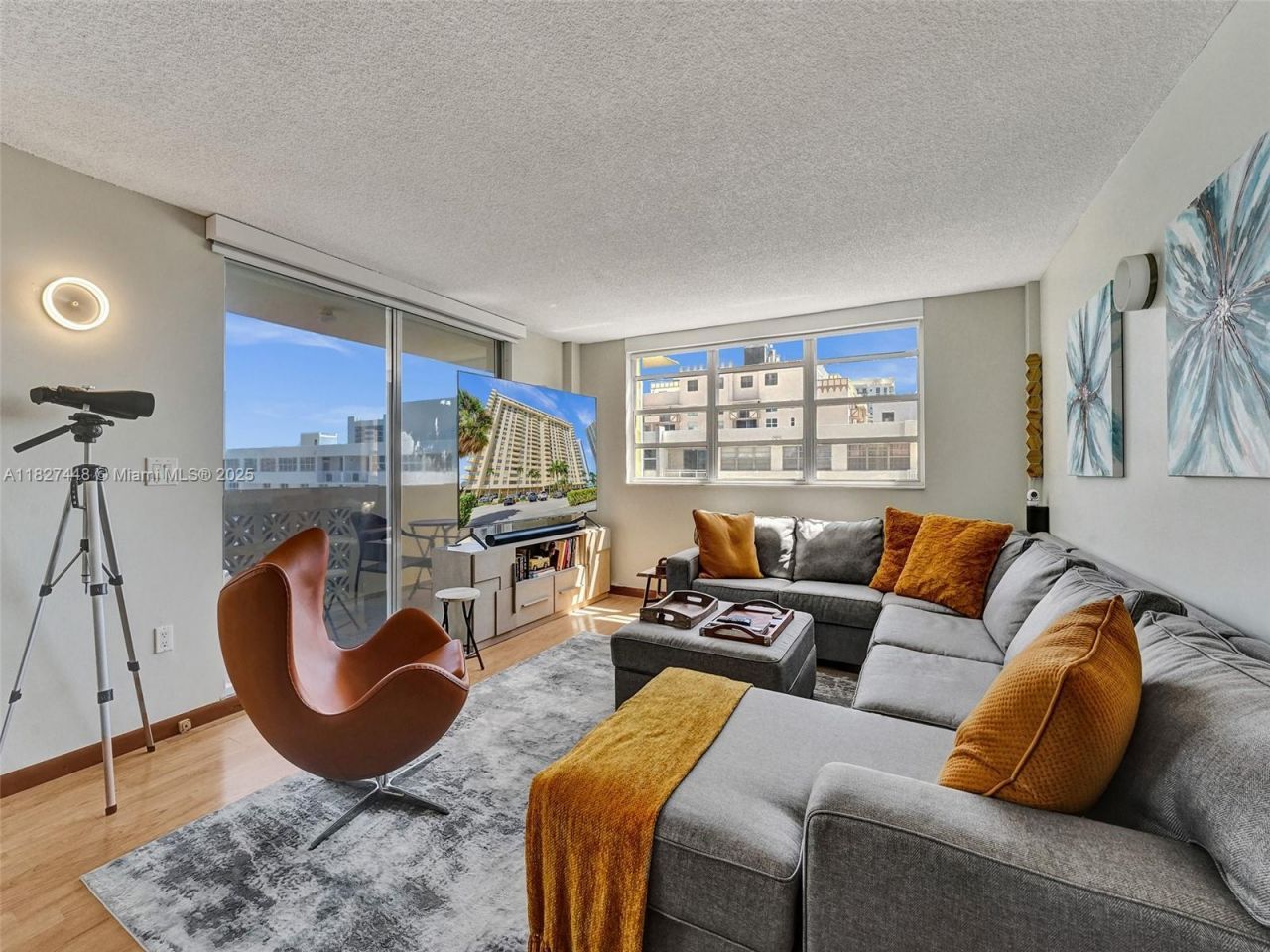 1833 S Ocean Dr, Unit 1702, Hallandale Beach, FL 33009 Photo