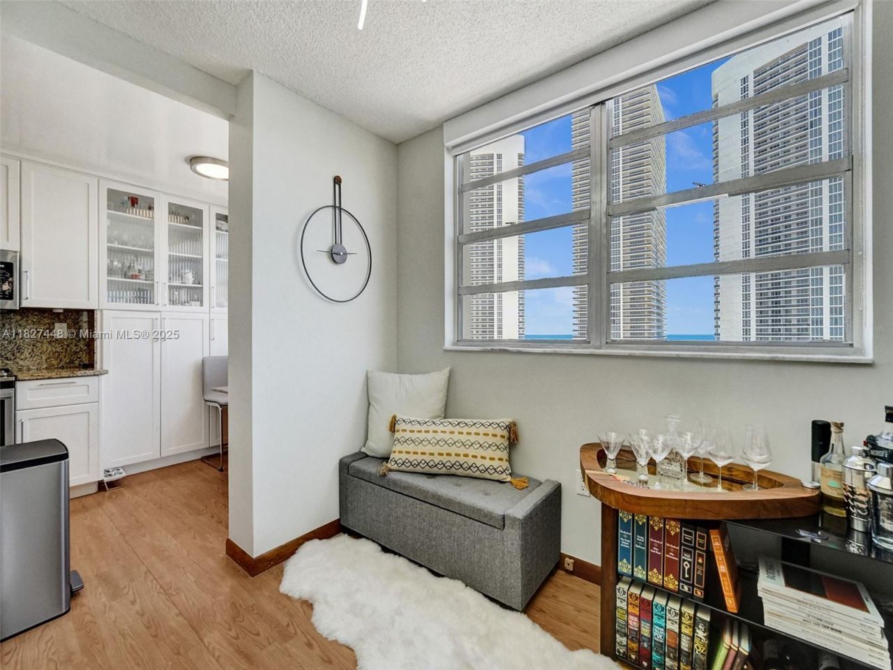 1833 S Ocean Dr, Unit 1702, Hallandale Beach, FL 33009 Photo