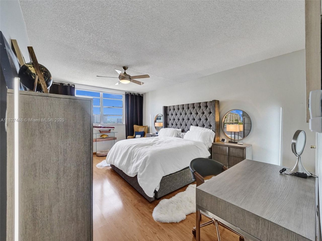 1833 S Ocean Dr, Unit 1702, Hallandale Beach, FL 33009 Photo