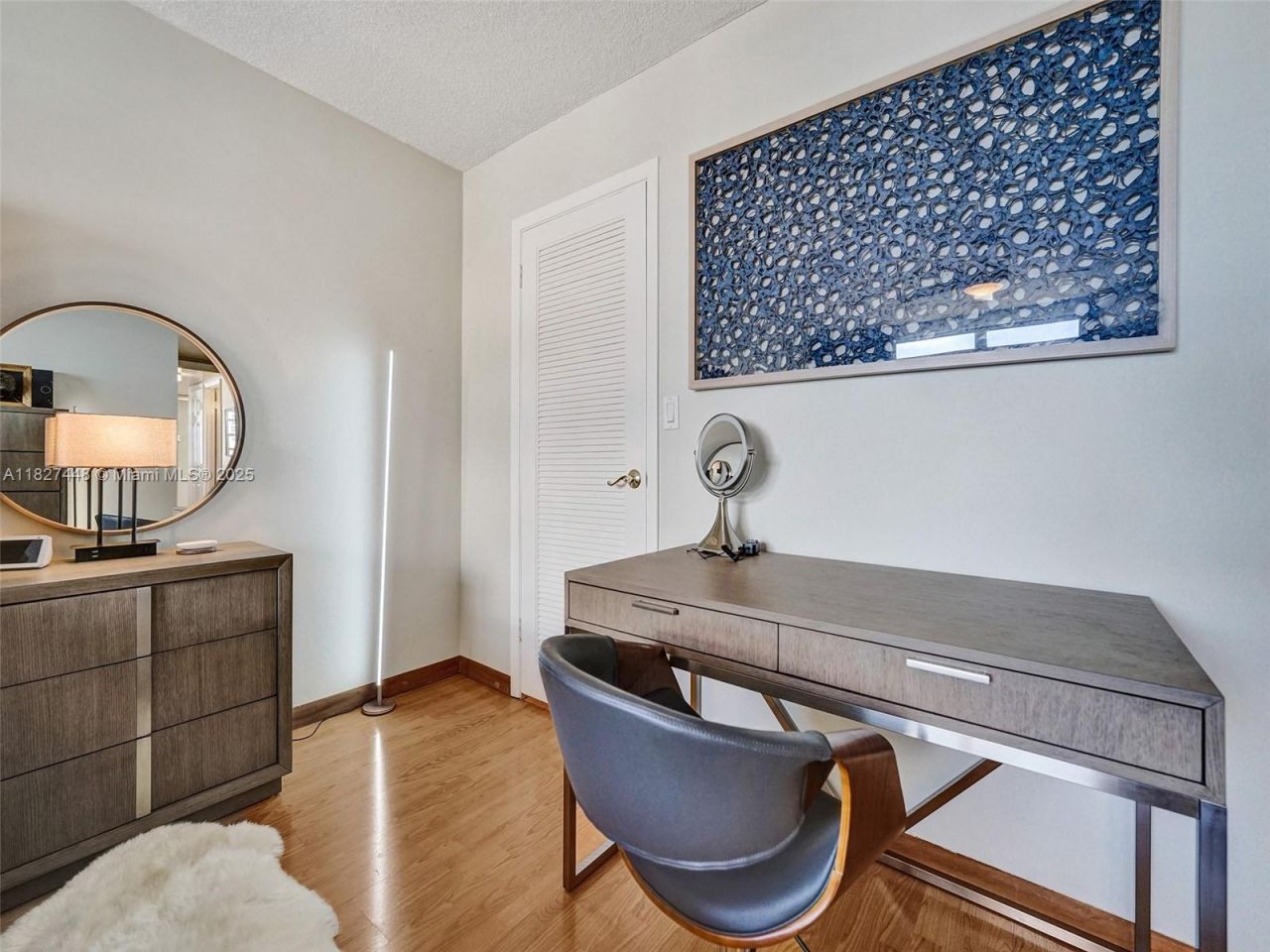 1833 S Ocean Dr, Unit 1702, Hallandale Beach, FL 33009 Photo