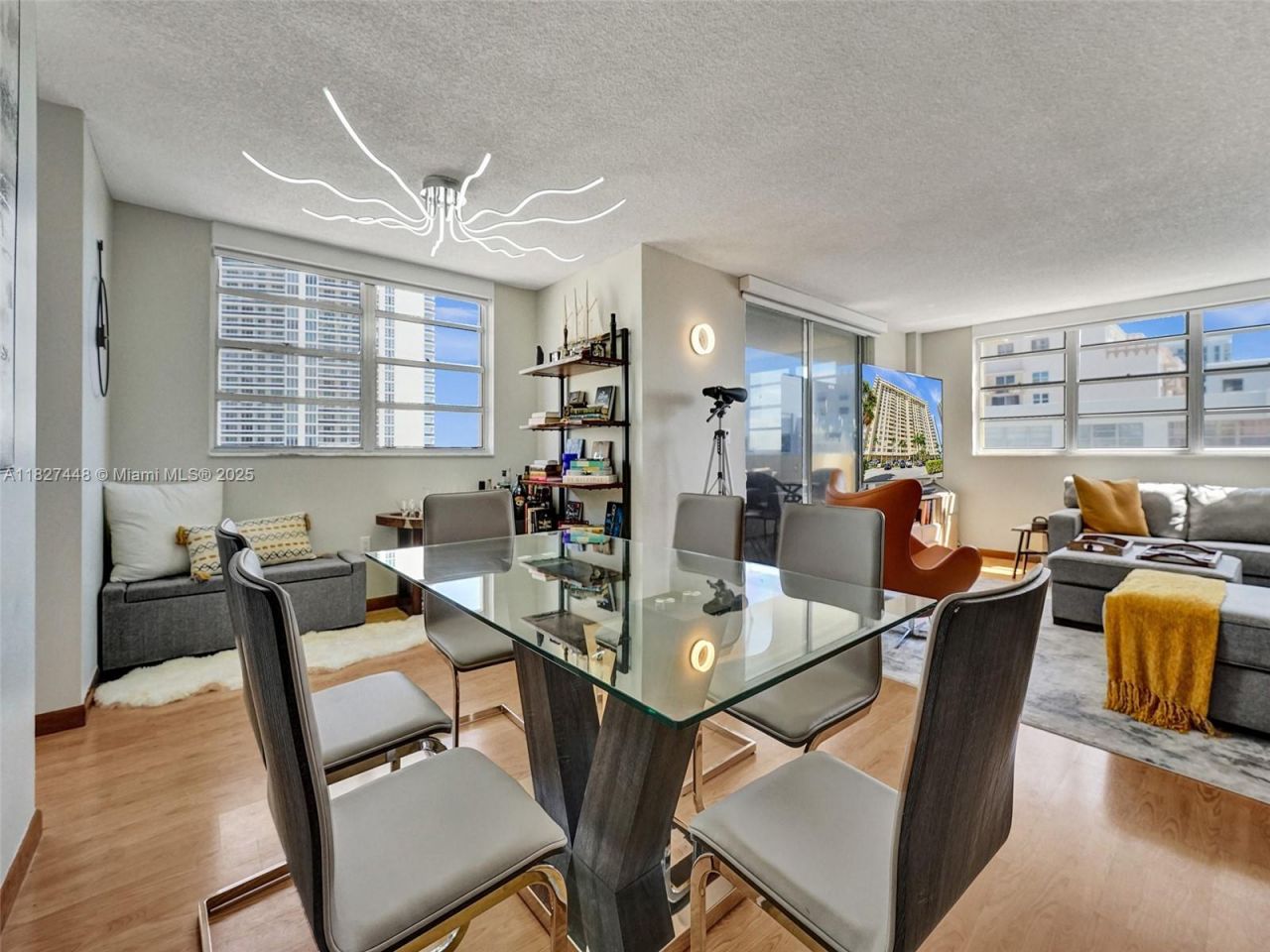 1833 S Ocean Dr, Unit 1702, Hallandale Beach, FL 33009 Photo