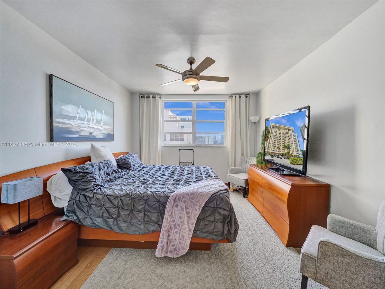 1833 S Ocean Dr, Unit 1702, Hallandale Beach, FL 33009 Photo