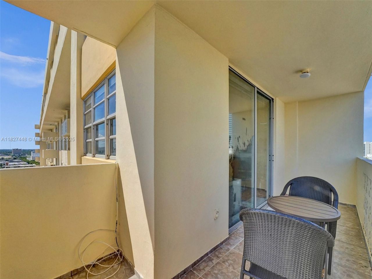 1833 S Ocean Dr, Unit 1702, Hallandale Beach, FL 33009 Photo