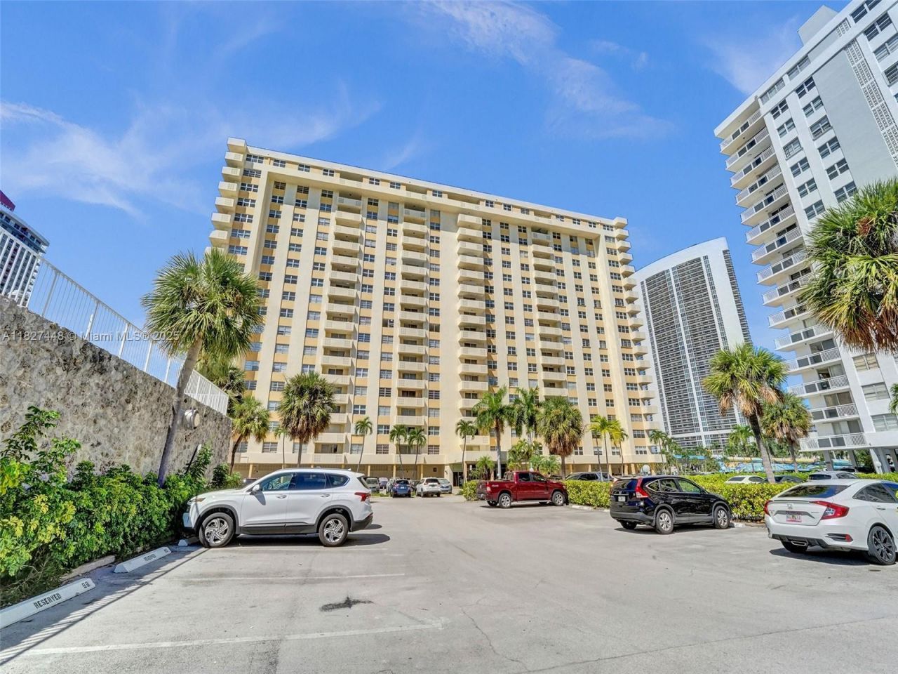 1833 S Ocean Dr, Unit 1702, Hallandale Beach, FL 33009 Photo
