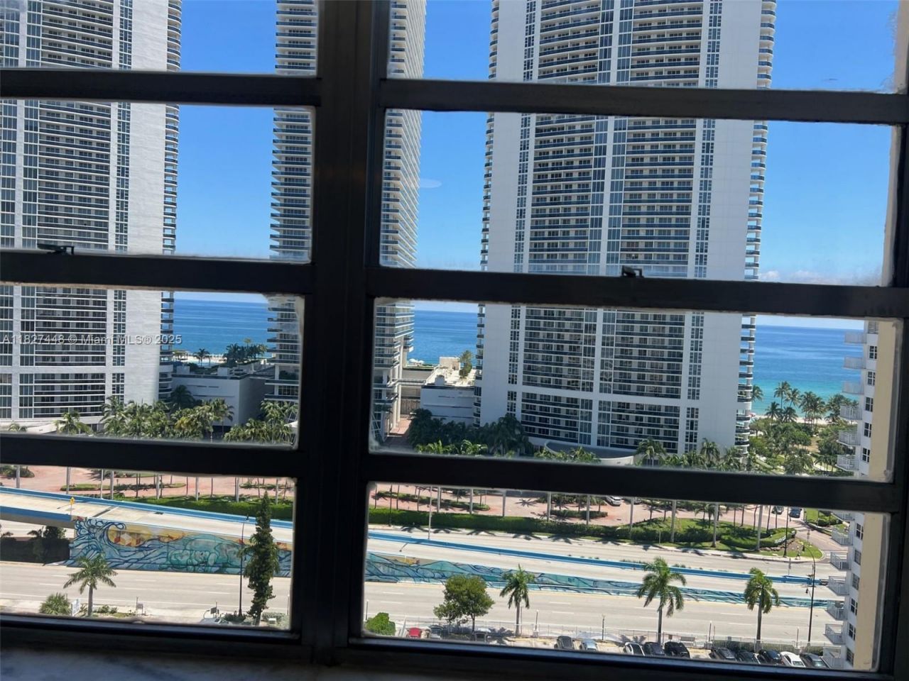 1833 S Ocean Dr, Unit 1702, Hallandale Beach, FL 33009 Photo