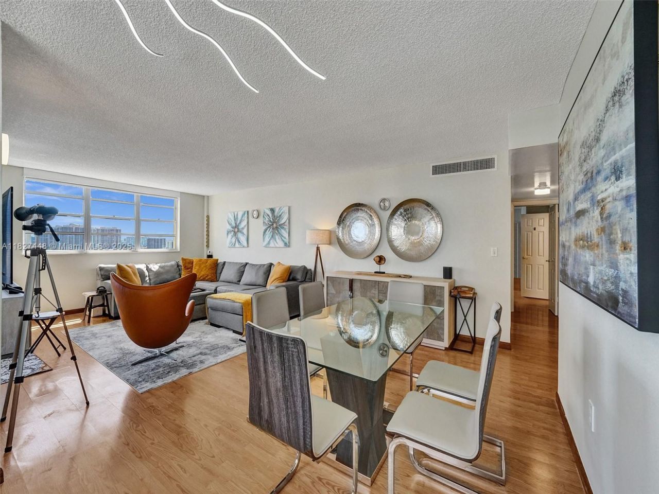 1833 S Ocean Dr, Unit 1702, Hallandale Beach, FL 33009 Photo