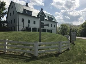 SM #60 Quarry Hill Dr, Hot Springs, VA 24445