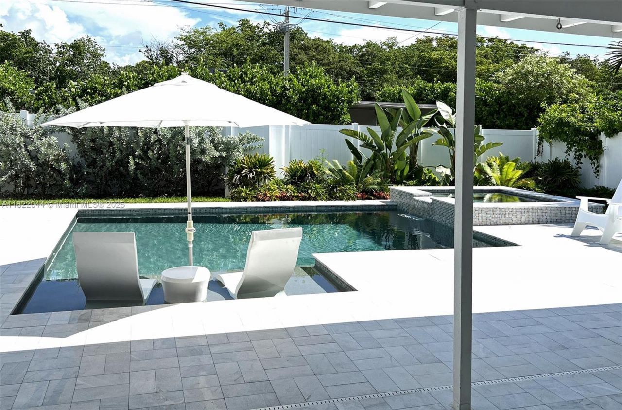 1321 Garfield St, Hollywood, FL 33019 Photo