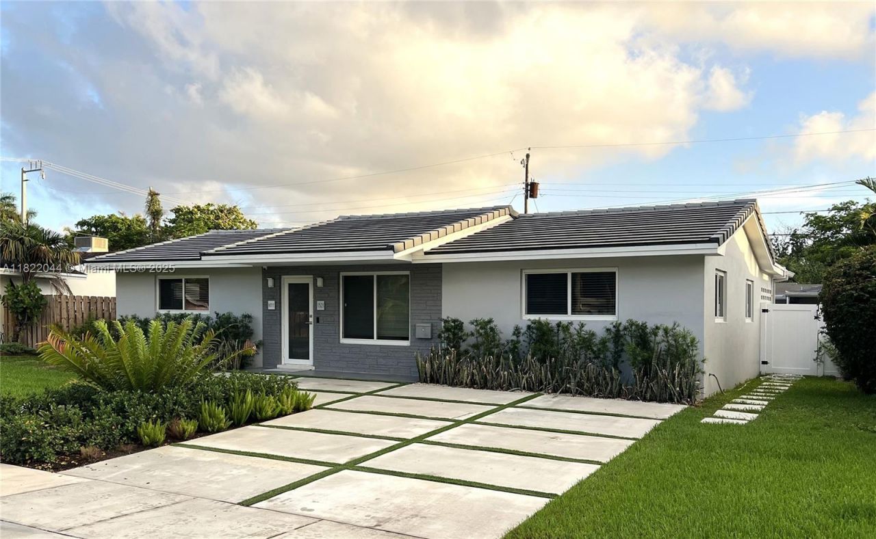 1321 Garfield St, Hollywood, FL 33019 Photo