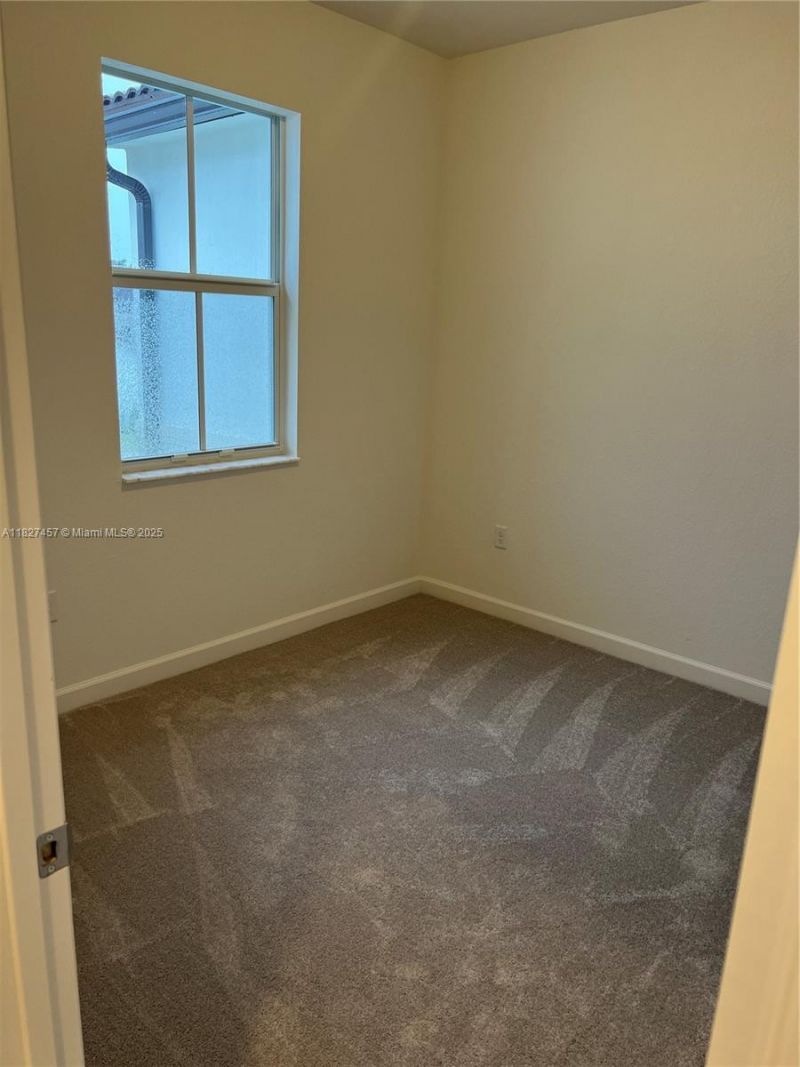 2329 NW 122nd Ter, Unit ., Miami, FL 33167 Photo