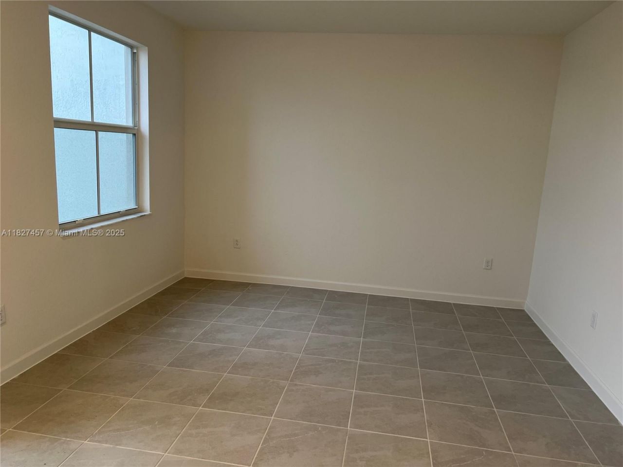 2329 NW 122nd Ter, Unit ., Miami, FL 33167 Photo