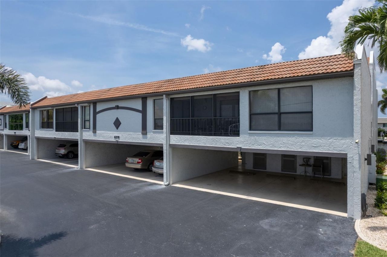 4210 SE 20th Place, Unit A8, Cape Coral, FL 33904 Photo