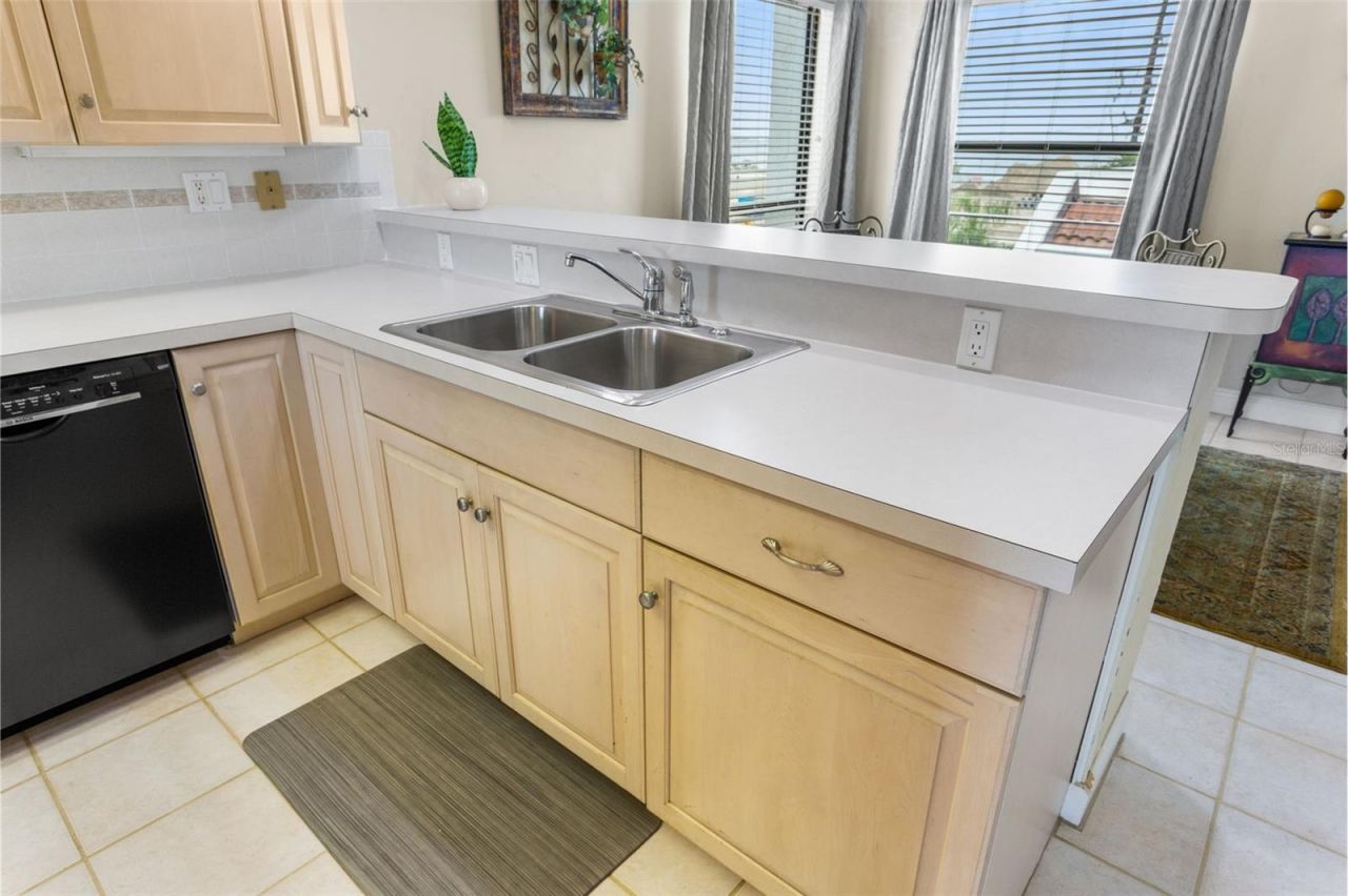 4210 SE 20th Place, Unit A8, Cape Coral, FL 33904 Photo