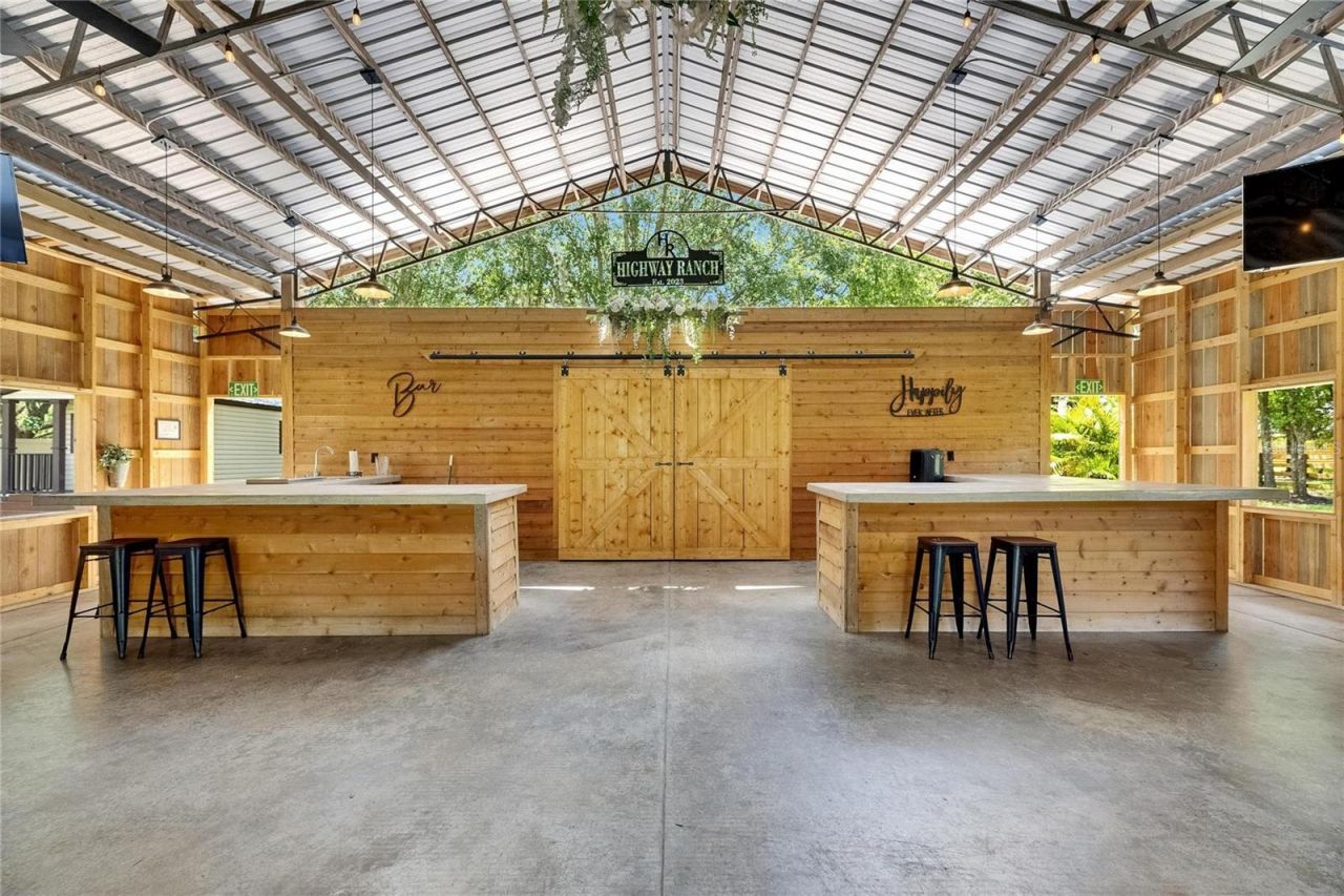 4312 James L Redman Parkway, Plant City, FL 33567 Photo