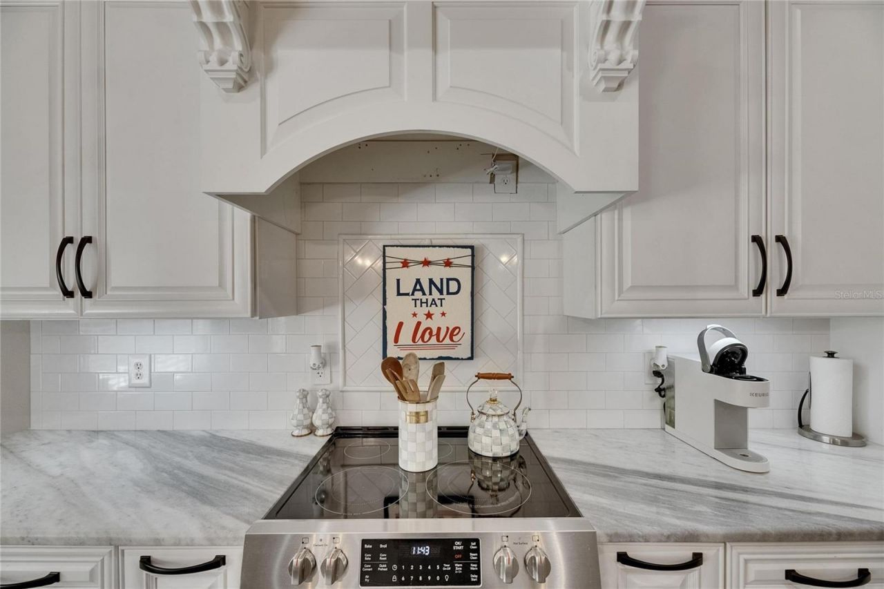 4312 James L Redman Parkway, Plant City, FL 33567 Photo