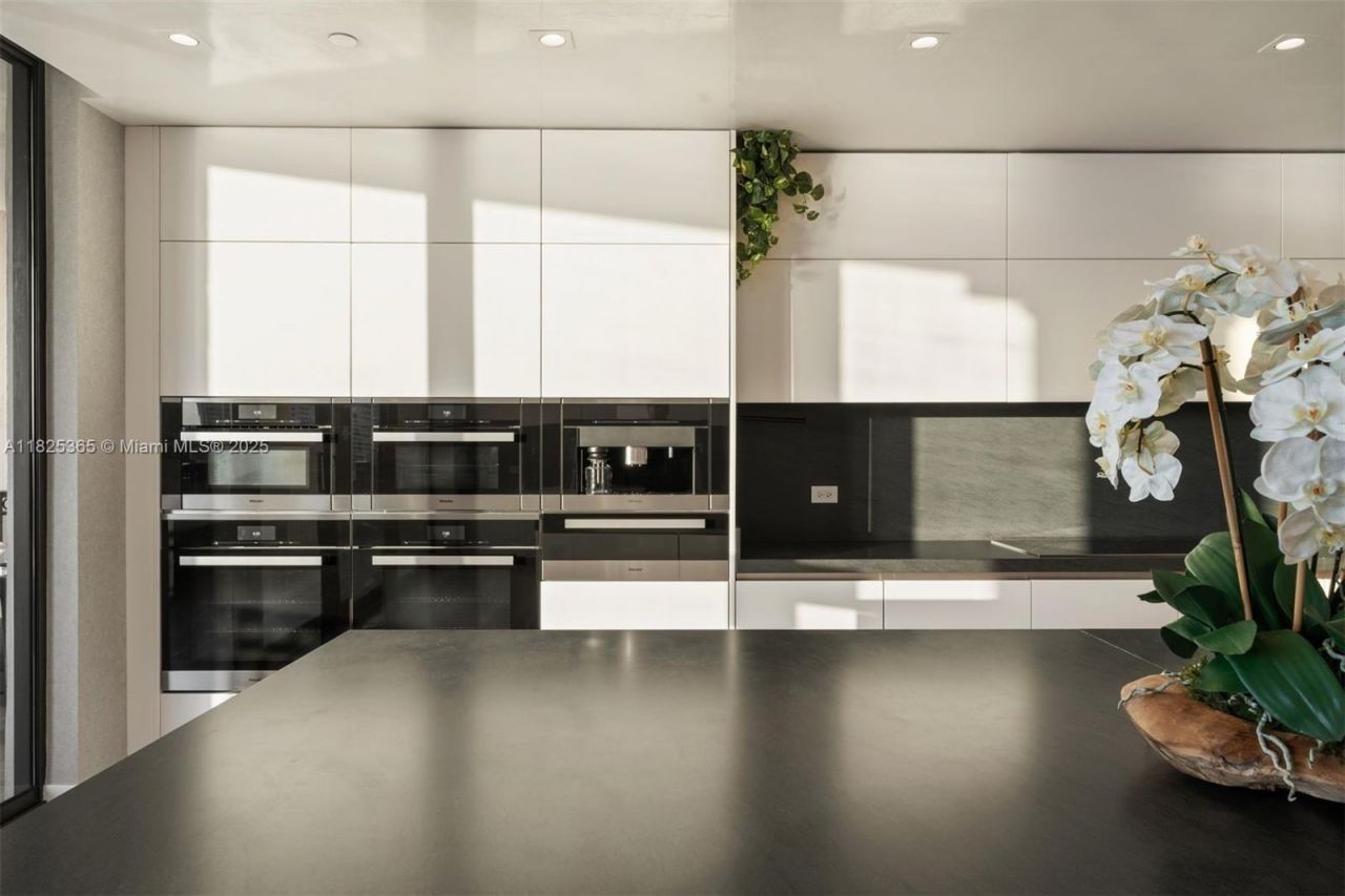 6893 Fisher Island Dr, Unit LPH 6893, Fisher Island, FL 33109 Photo