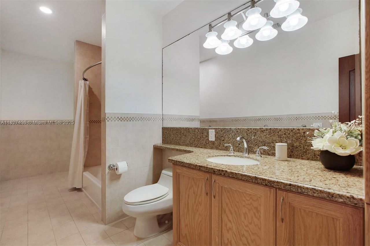 13550 SW 82nd Ave, Pinecrest, FL 33156 Photo