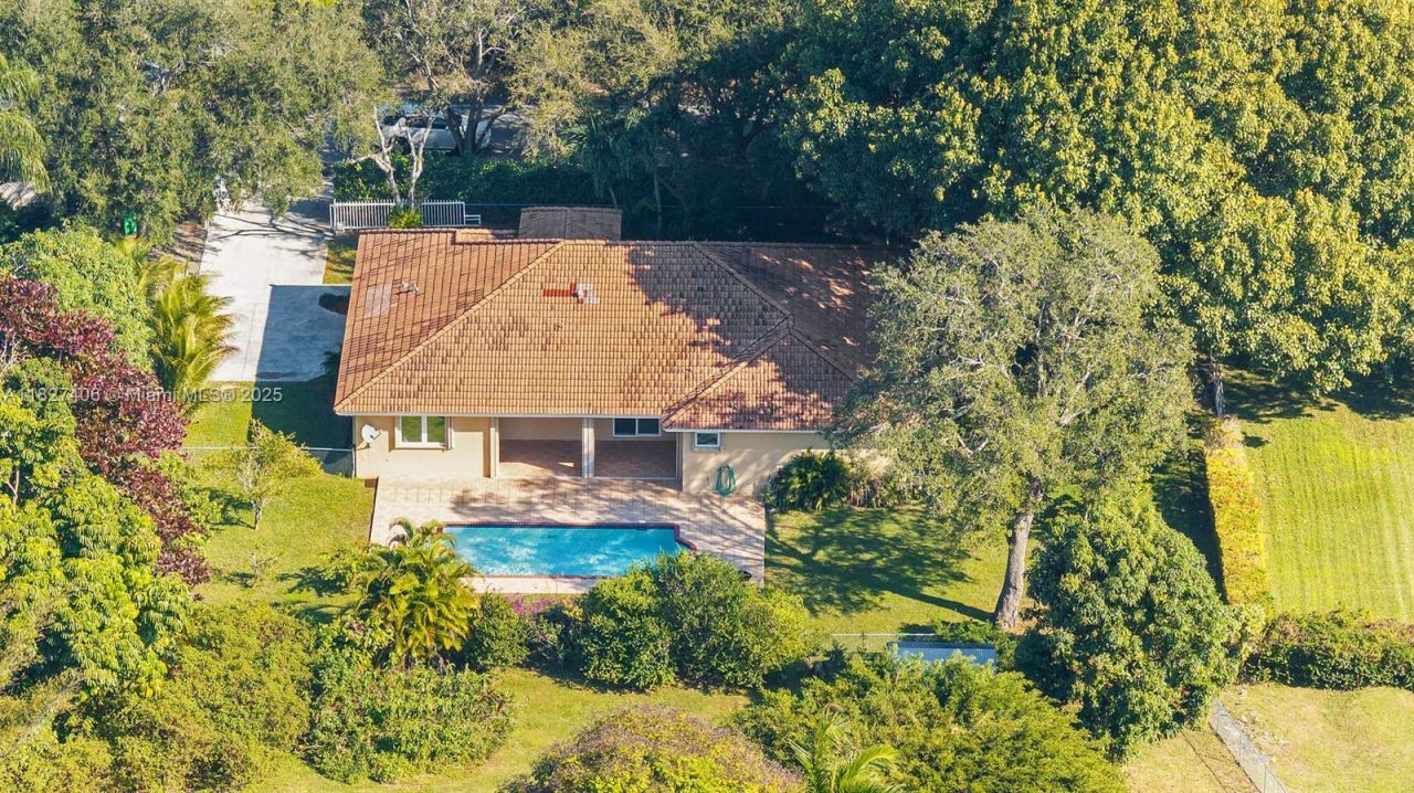 13550 SW 82nd Ave, Pinecrest, FL 33156 Photo