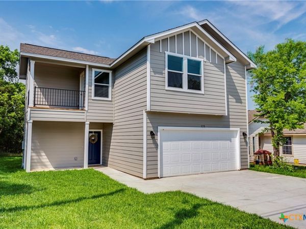 125 Hawea Lane, Bastrop, TX 78602