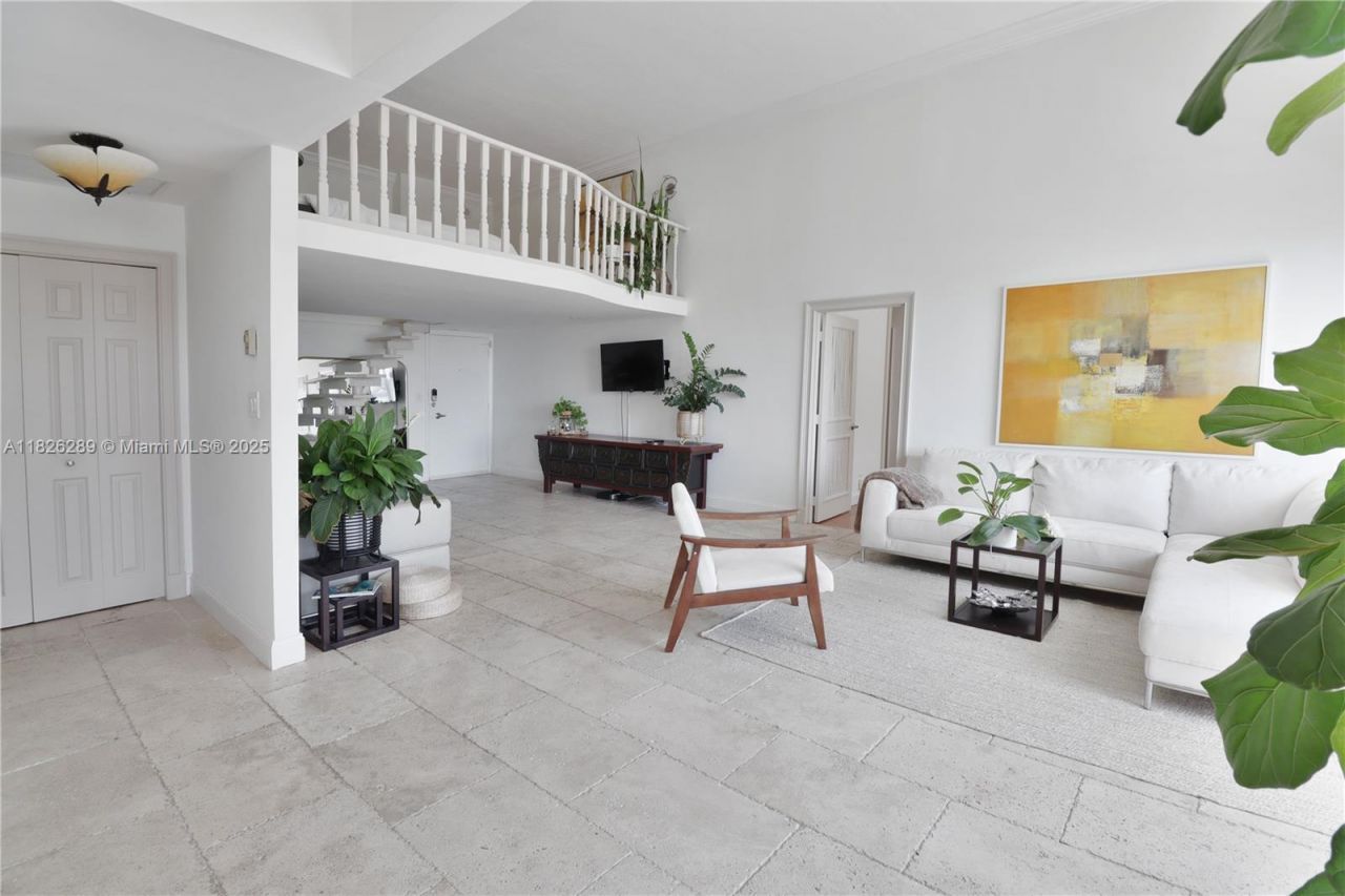 6770 Indian Creek Dr, Unit TE, Miami Beach, FL 33141 Photo