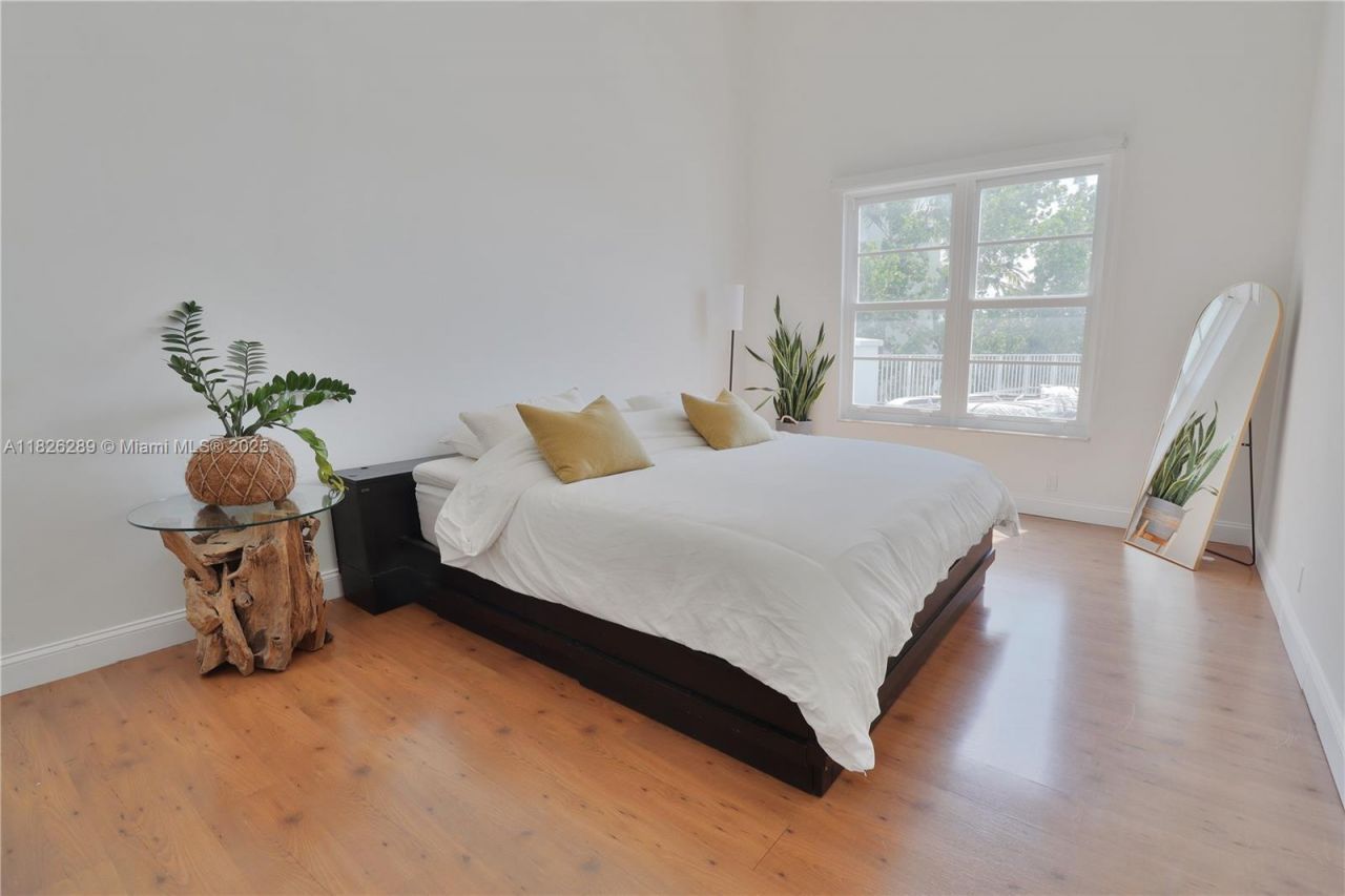 6770 Indian Creek Dr, Unit TE, Miami Beach, FL 33141 Photo