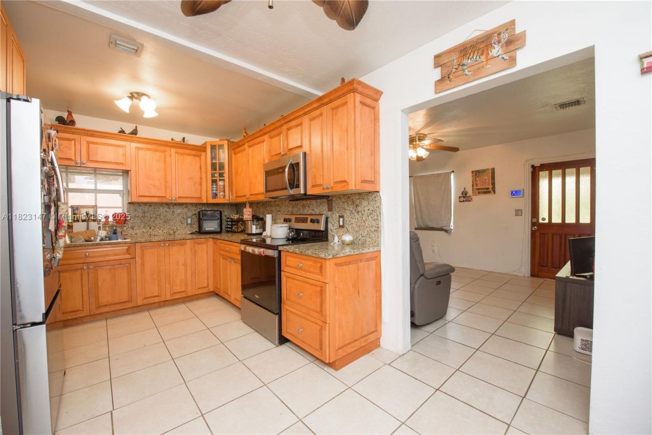 926 NW 3rd Ave, Homestead, FL 33030 Photo