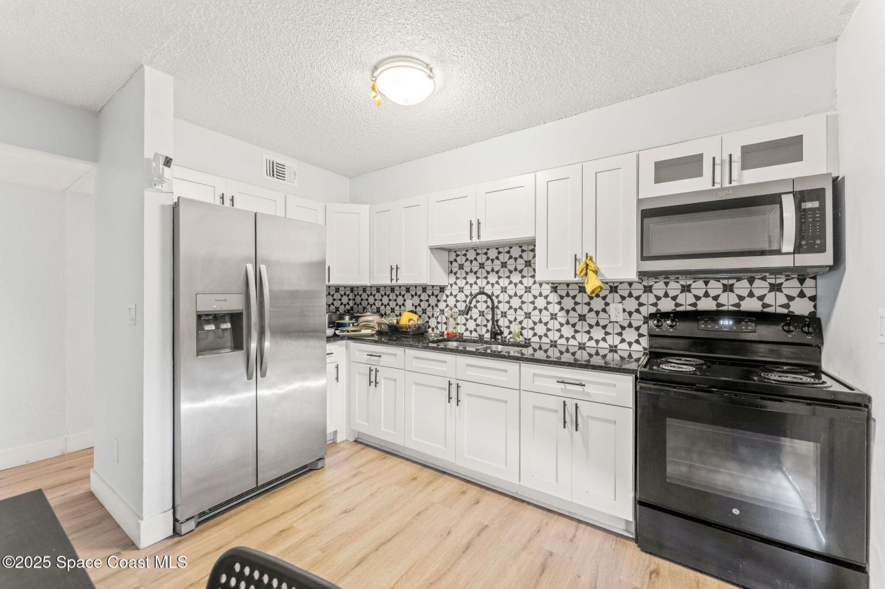 51,55,59 E 32nd Street, Jacksonville, FL 32208 Photo