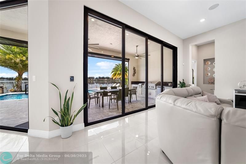 9295 Parkland Bay Dr, Parkland, FL 33076 Photo