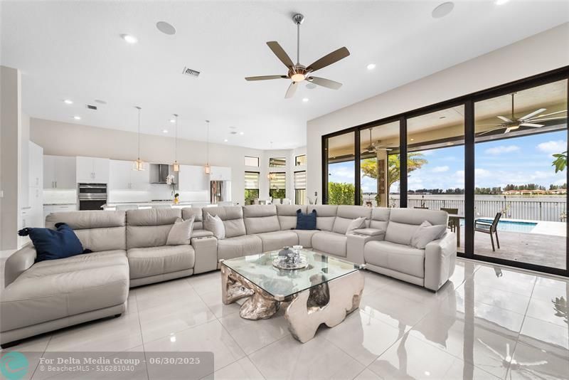 9295 Parkland Bay Dr, Parkland, FL 33076 Photo