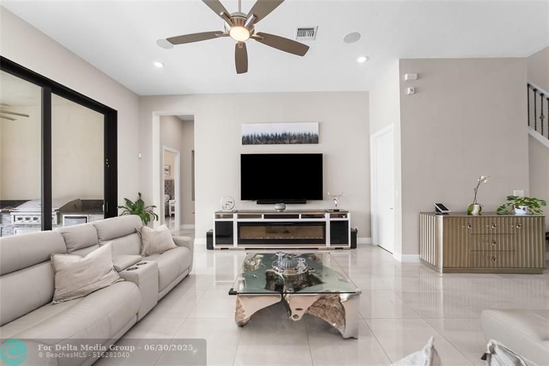 9295 Parkland Bay Dr, Parkland, FL 33076 Photo