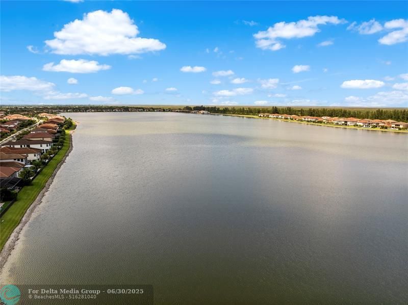 9295 Parkland Bay Dr, Parkland, FL 33076 Photo