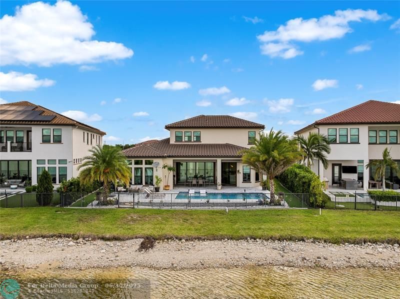 9295 Parkland Bay Dr, Parkland, FL 33076 Photo