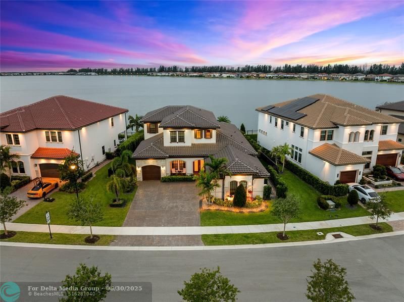 9295 Parkland Bay Dr, Parkland, FL 33076 Photo