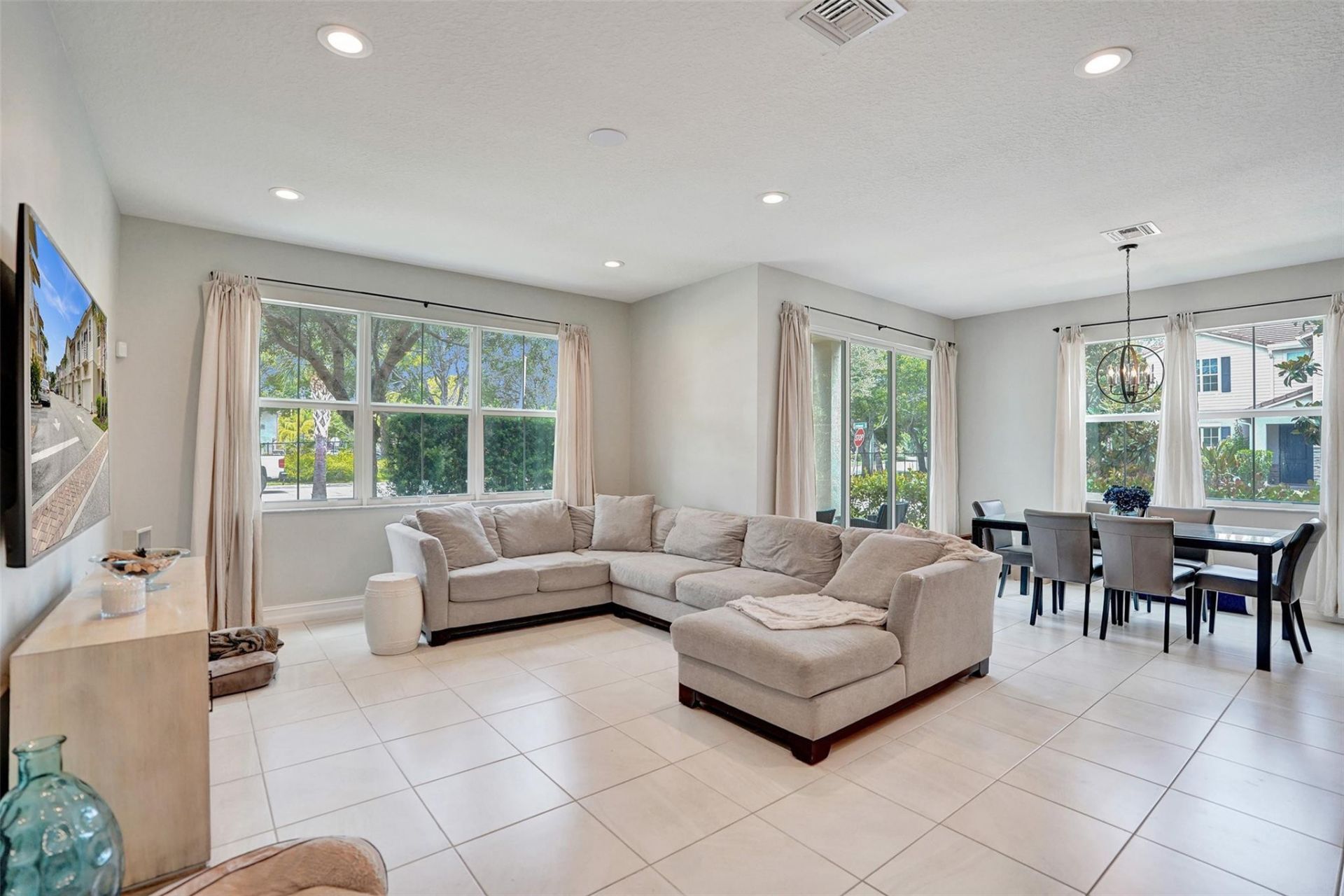 99 Palm Ln, Unit 99, Royal Palm Beach, FL 33411 Photo