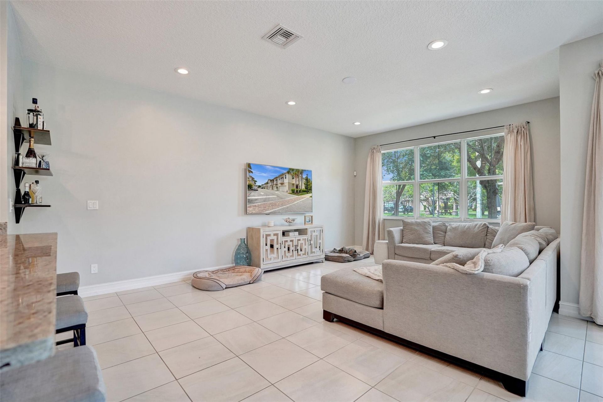 99 Palm Ln, Unit 99, Royal Palm Beach, FL 33411 Photo