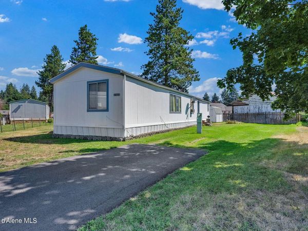 8270 W MEADOWBROOK CIR, Rathdrum, ID 83858
