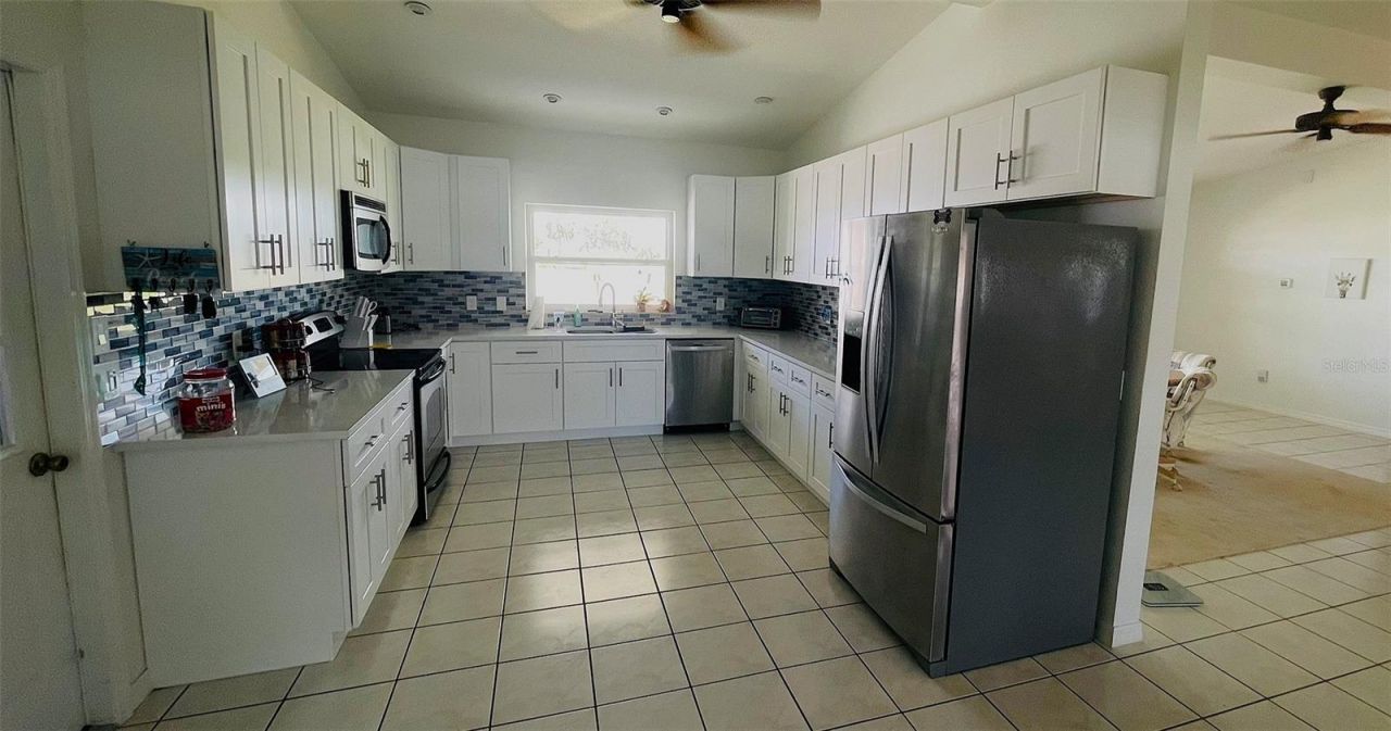 24239 Yacht Club Boulevard, Punta Gorda, FL 33955 Photo