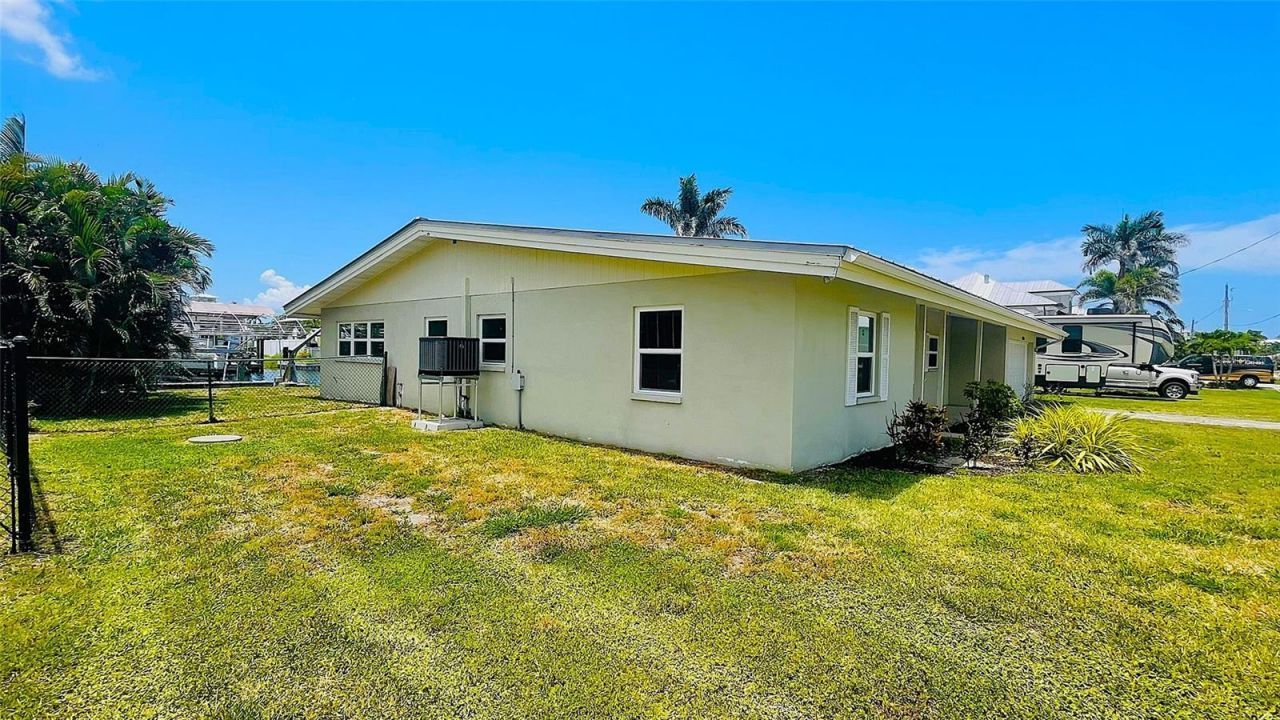 24239 Yacht Club Boulevard, Punta Gorda, FL 33955 Photo