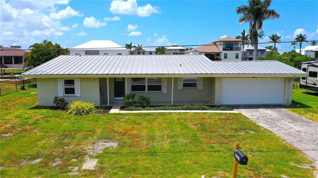 24239 Yacht Club Boulevard, Punta Gorda, FL 33955 Photo