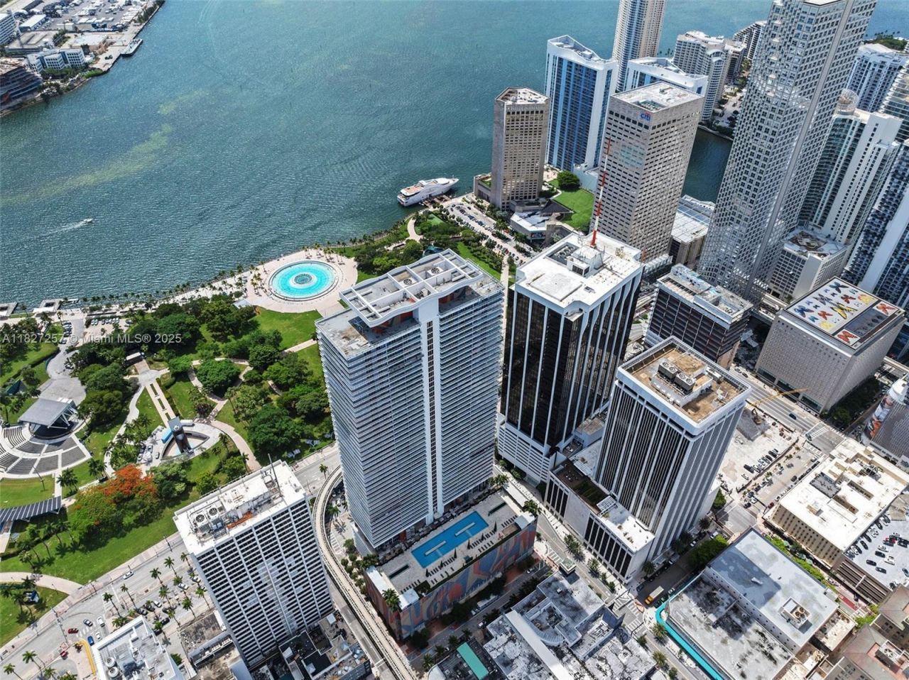 50 Biscayne Blvd, Unit 3605, Miami, FL 33132 Photo