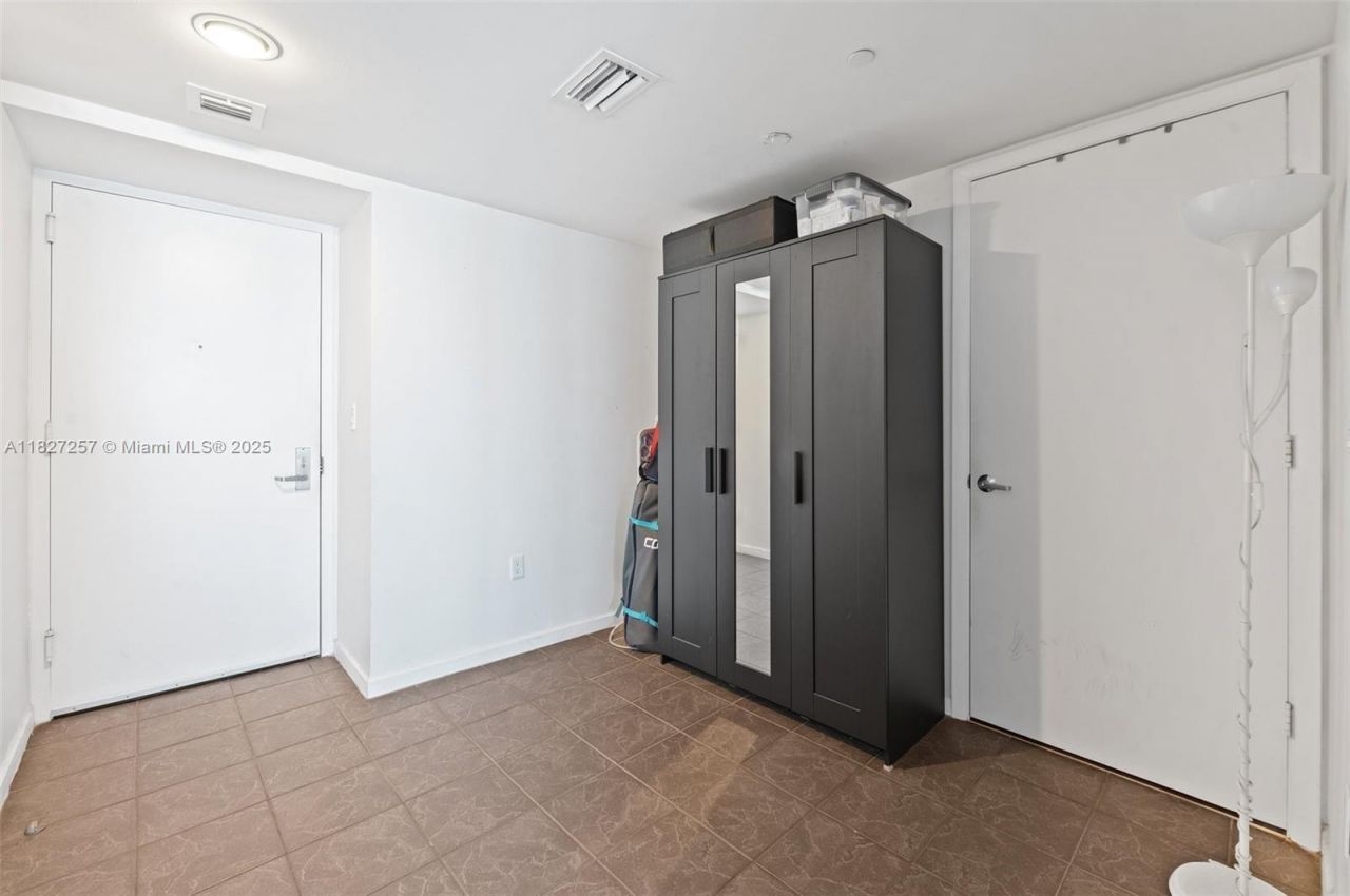 50 Biscayne Blvd, Unit 3605, Miami, FL 33132 Photo