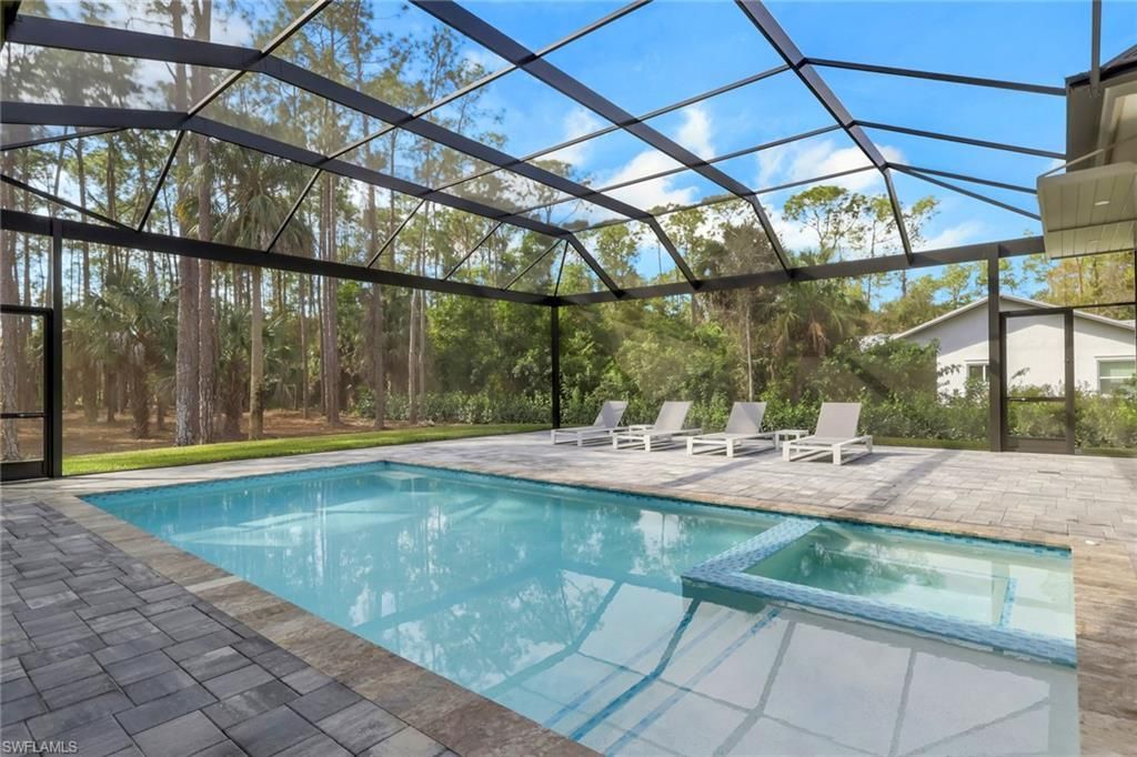5174 Sycamore Dr, Naples, FL 34119 Photo