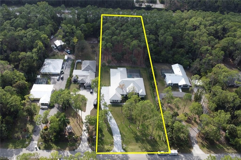 5174 Sycamore Dr, Naples, FL 34119 Photo