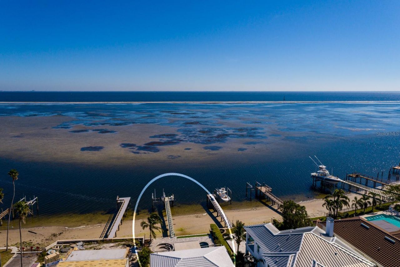 3319 Bayshore Boulevard Ne, Saint Petersburg, FL 33703 Photo